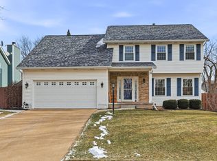 4391 Winston Pl, Bettendorf, IA