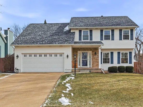 4391 Winston Pl, Bettendorf, IA 52722