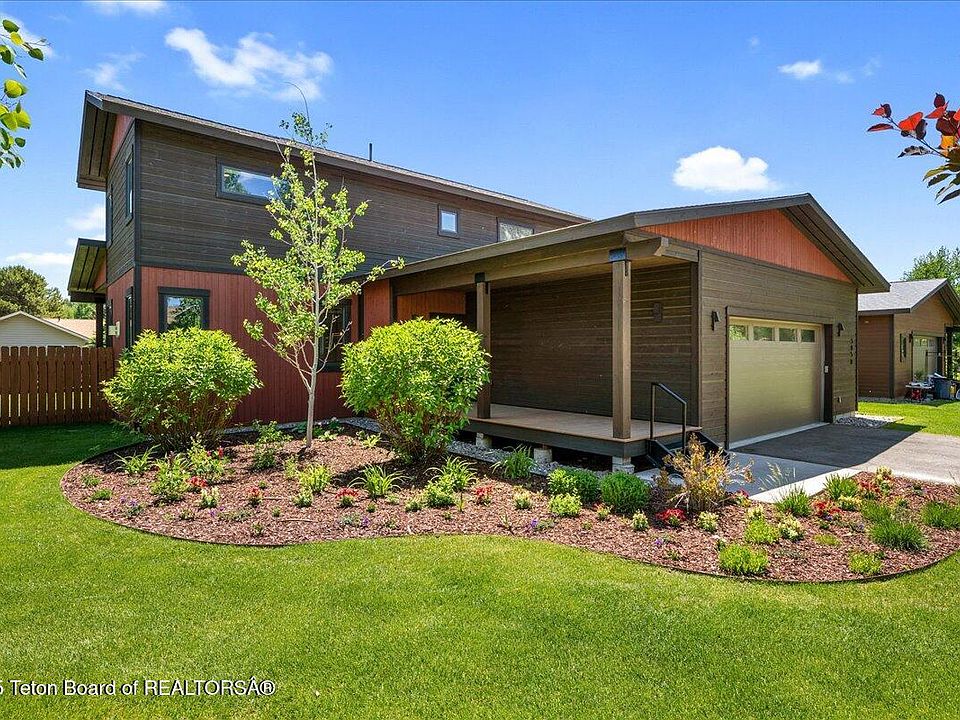 1st image of 3050 Whitehouse Dr