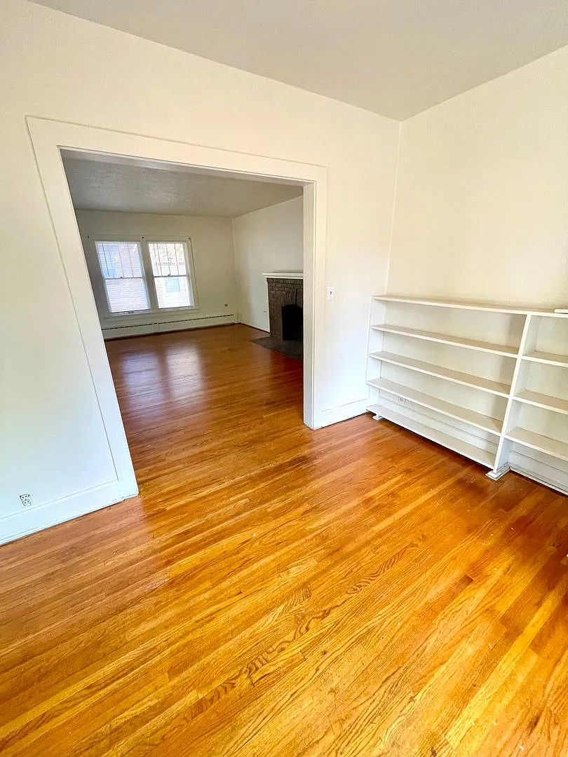 Move In & Save - 50% Off First Months Rent! 3 Bed + 2 Bonus Rooms - 5 Total Rooms - Near Csu! — Photo 2