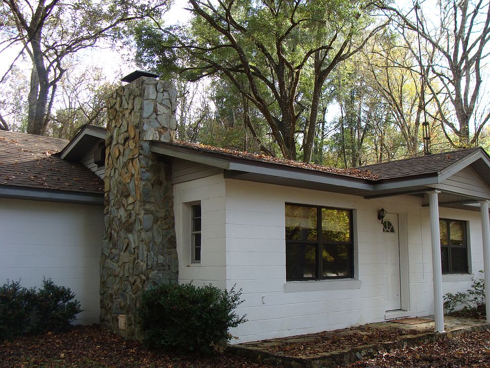 Front View/fireplace