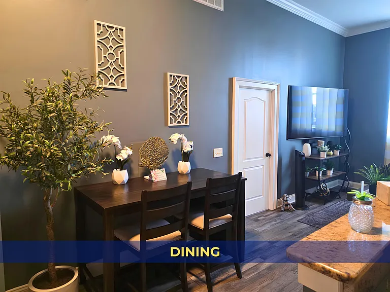 59-63 W 30th St #107 — Photo 3