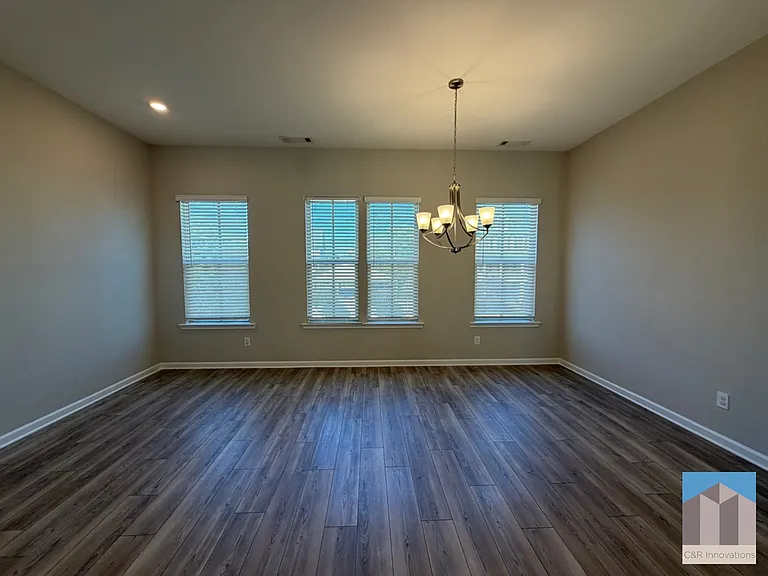 2590 Morehead St — Photo 19