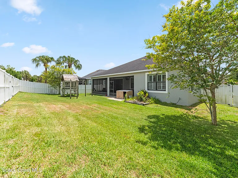8426 Stalwart Cir — Photo 35