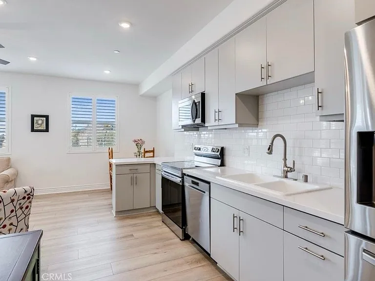 915 Madonna Rd #201 — Photo 10