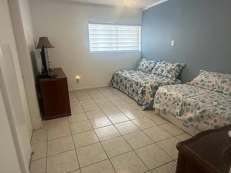 202 Reef Ave #406 — Photo 8