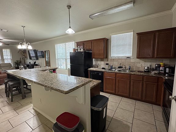 3rd image of 302 Sterling St #B