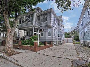 17 Burnham St, Somerville, MA 02144