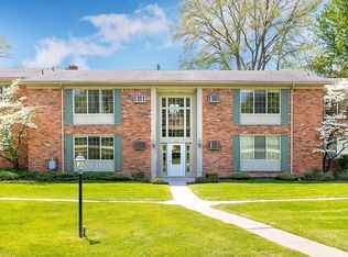436 Romeo Rd UNIT 323, Rochester, MI 48307