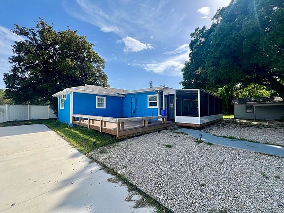 3rd image of 2963 Bahia Vista St #A