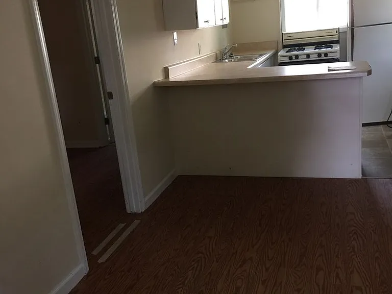 118 N Virginia Ave #B — Photo 12