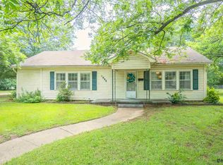 1002 Mitchell St, Gilmer, TX 75644