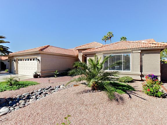 3rd image of 25238 S Queen Palm Dr