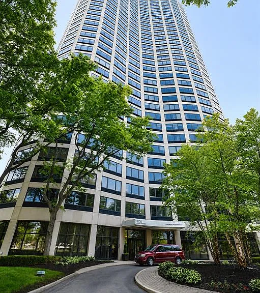 5000 Town Ctr #307 — Photo 1