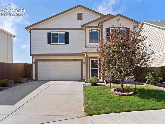 2nd image of 3869 Reindeer Cir