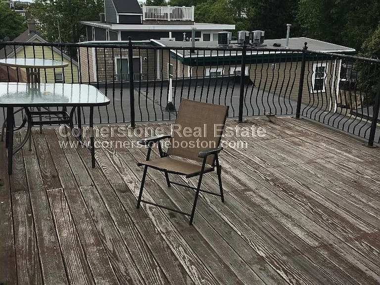 44-46 Ward St #3G — Photo 9