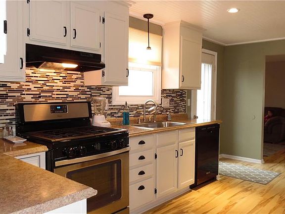 2nd image of 6955 Deborah Ln