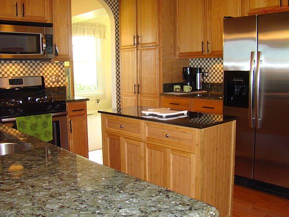 4th image of 3149 Savannah Dr