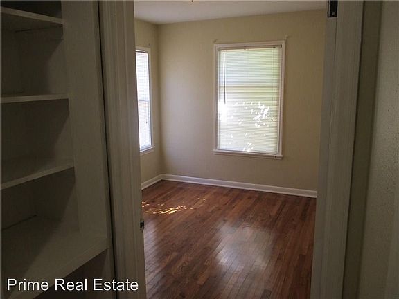 2nd image of 1518 Lazy Ln