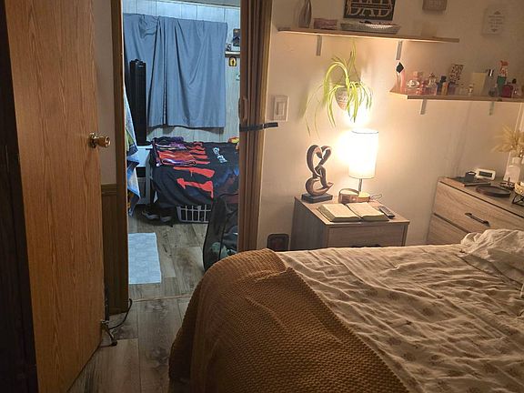 4th image of 3331 Gall Blvd #57
