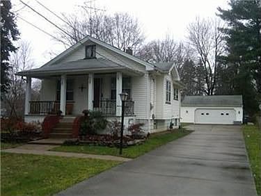 1st image of 290 Rosegarden Dr NE