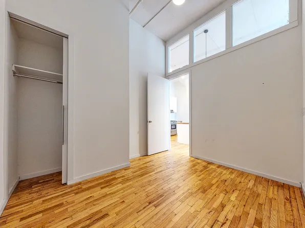 315 Seigel Street image 11 of 21