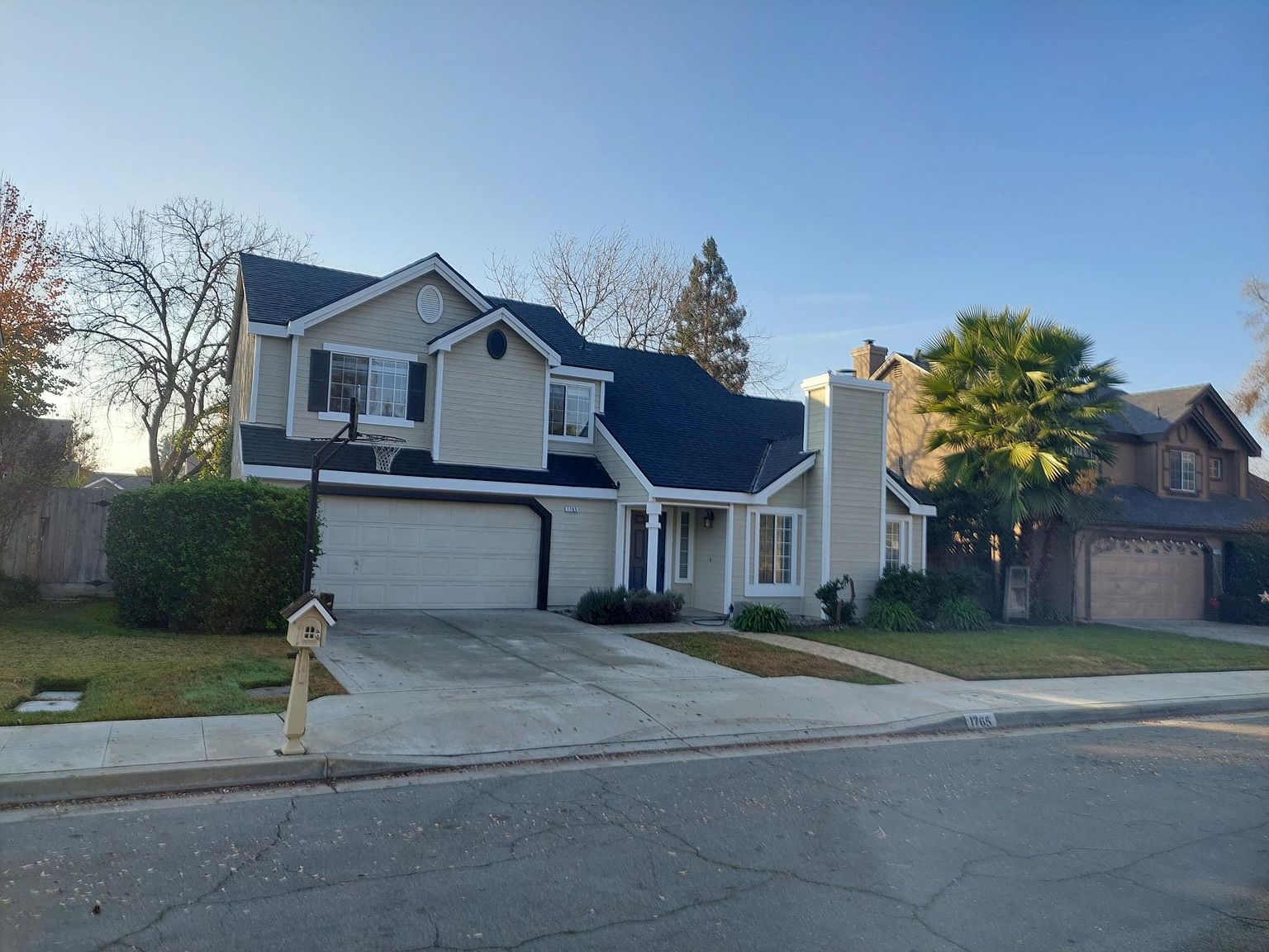 1765 E Goshen Ave, Fresno, CA 93720 Zillow