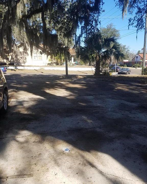 2nd image of 4220 N Main St