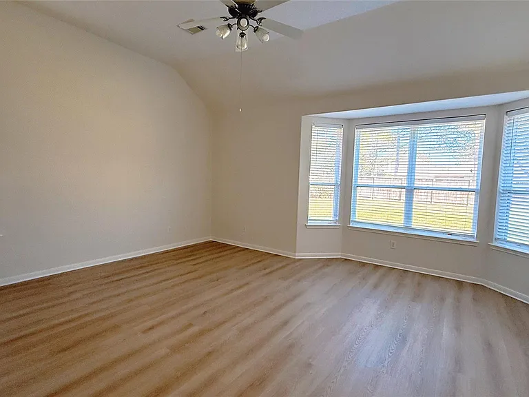 8610 Rising Oak Ln — Photo 28