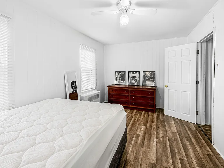 7 N Jefferson Ave — Photo 15