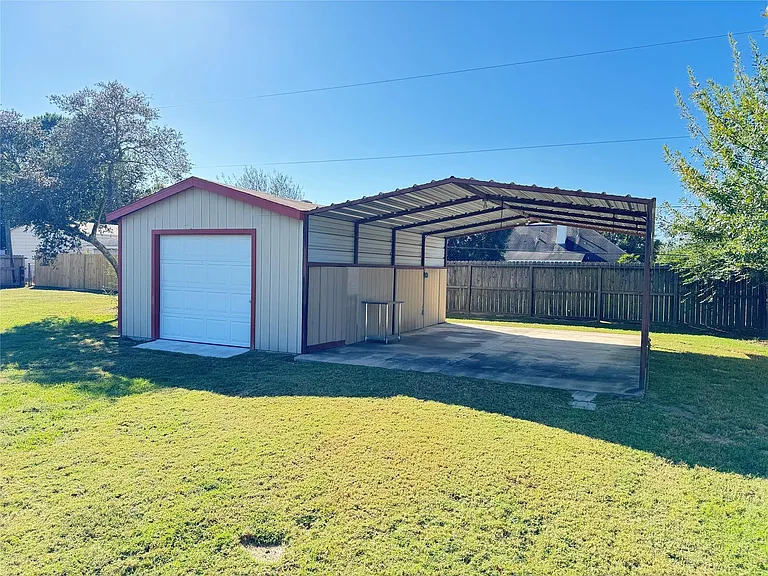 16003 Escher Rd — Photo 24