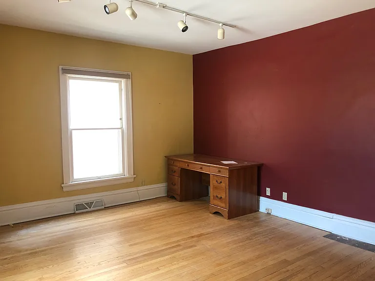 1906 Monroe St — Photo 13