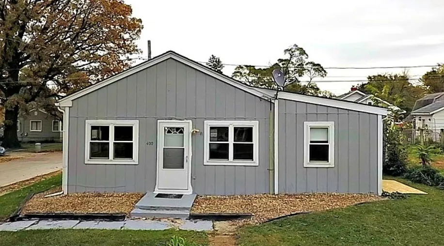 400 Oakview Ave photo 1