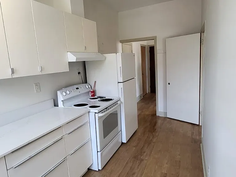 7 Thomas St #2 — Photo 15
