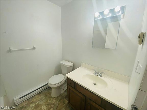 2nd image of 2400 18th St SW #2406
