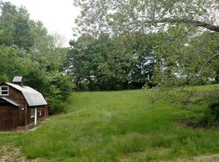 5407 NW Hillside Dr, Kansas City, MO 64151