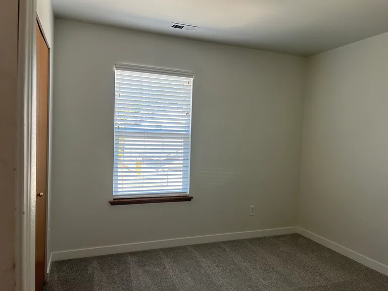 1360 Griggs St — Photo 19