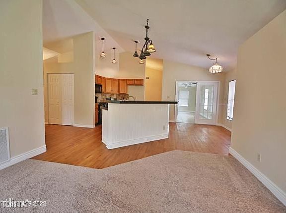 4th image of 2526R Katherine Cir