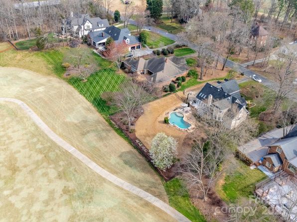 110 Hidden Pastures Dr, Cramerton, NC 28032
