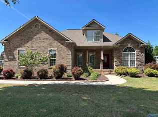 105 Patdean Dr, Huntsville, AL 35811