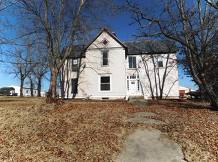 417 Redwood Dr, New Bloomfield, MO 65063