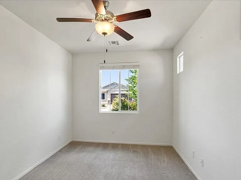 1415 Starling St — Photo 12
