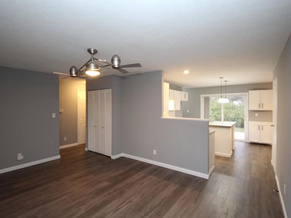 5th image of 5832 N Andover Ct