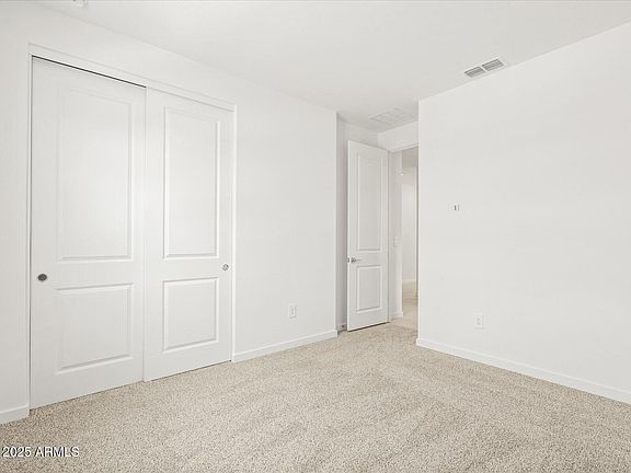 4th image of 37215 W PATTERSON Street