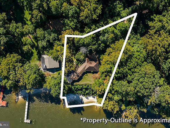 4th image of 43816 Raspberry Ln