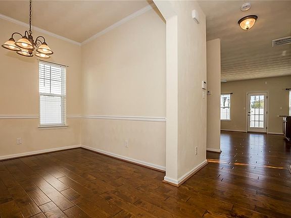 3rd image of 532 Cape Joshua Ln