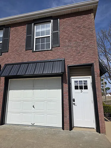 610 SE Moberly Ln #3 Photo 1