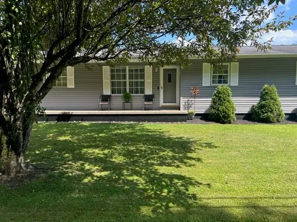 327 Ridgepark Dr, Beckley, WV 25801