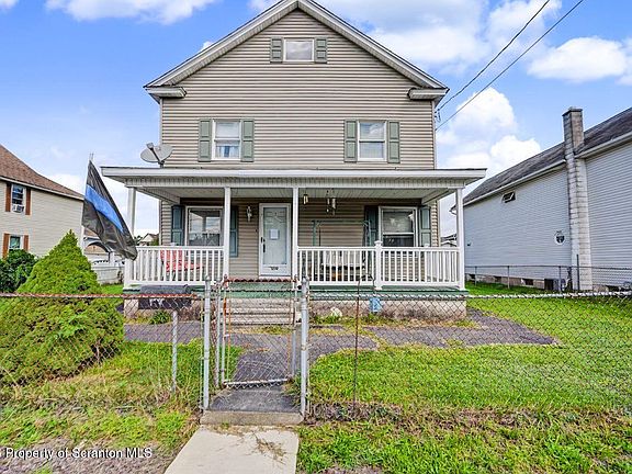 3rd image of 1232 Reynolds Ave