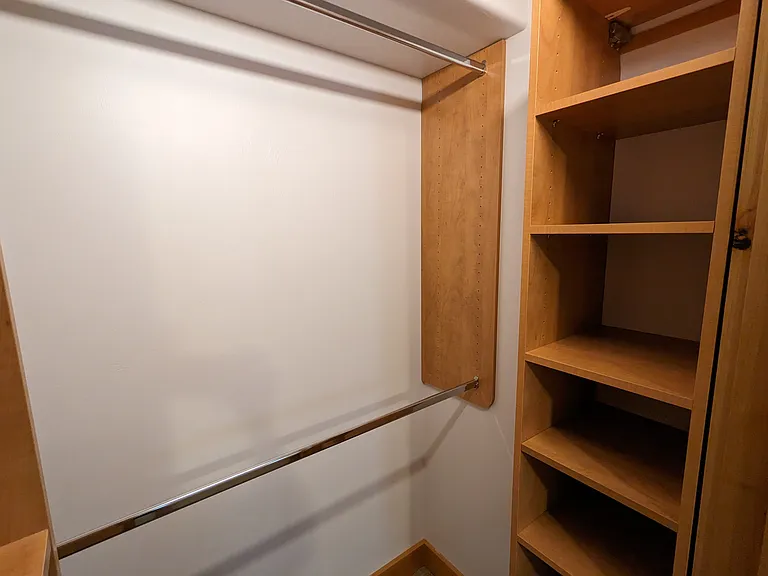75 Boxwood Dr #B — Photo 10
